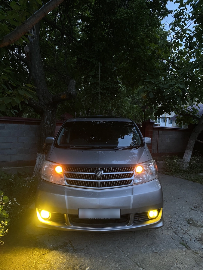 Toyota Alphard I 3.0 AT