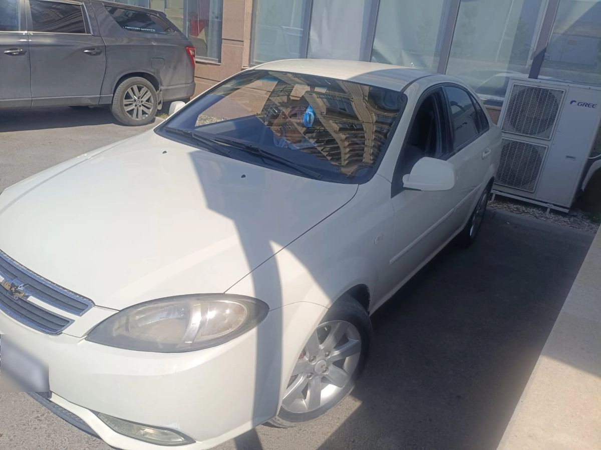 Daewoo Gentra II 1.5 MT