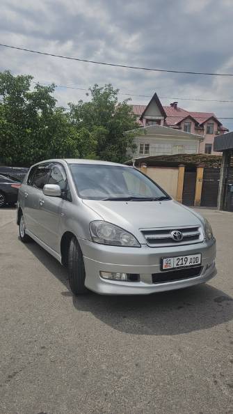 Toyota Ipsum II (M20) Рестайлинг 2.4 AT