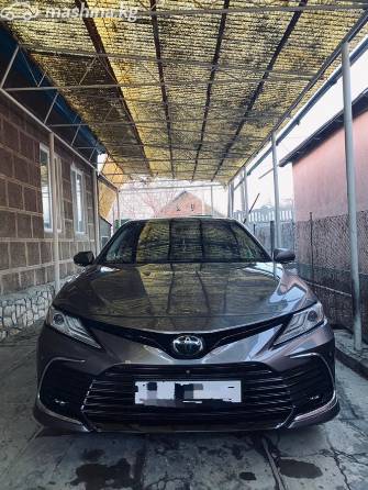 Toyota Camry VIII (XV70) 2.5 AT