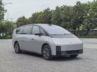 LiXiang Mega 102.7 kWh Electro AT 4WD