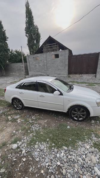 Daewoo Lacetti J200 I 1.6 MT