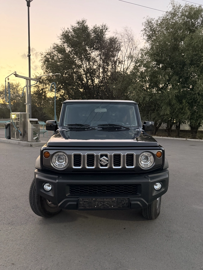 Suzuki Jimny IV 1.5 AT 4WD
