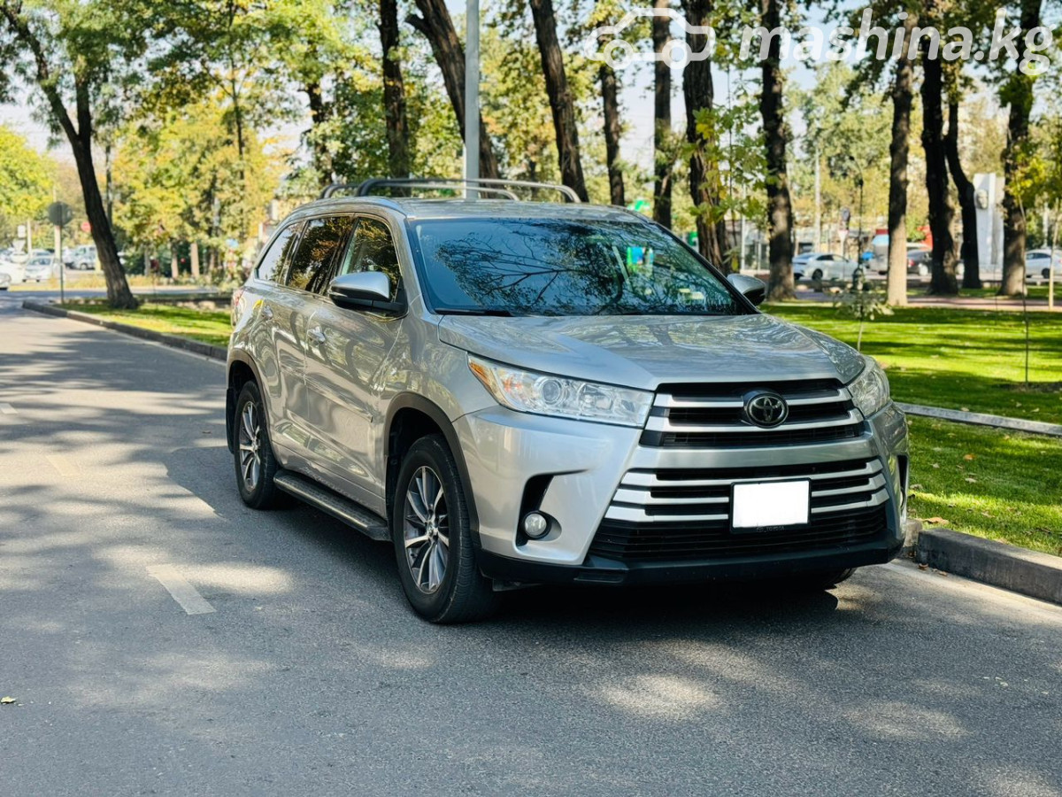 Открыть фото Toyota Highlander III (U50) Рестайлинг 3.5 AT 4WD