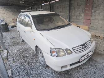 Toyota Gaia 2.0 AT