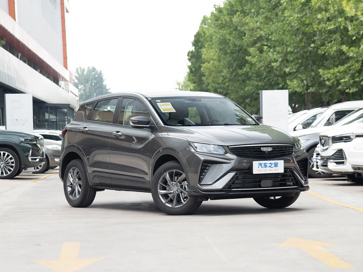 Открыть фото Geely Binyue I Рестайлинг 2 1.4 MT