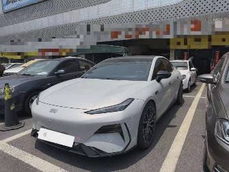 Geely Galaxy E8 620 Electro AT 4WD