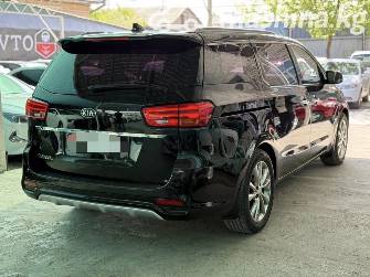 Kia Carnival III 2.2d AT