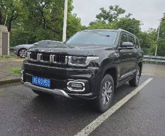 BAIC BJ60 2.0 AT 4WD