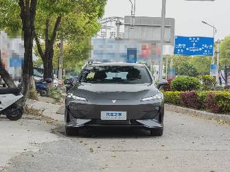 Changan Shenlan SL03 1.5hyb AT