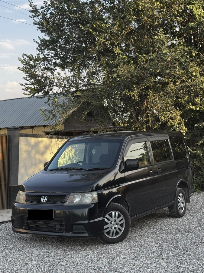 Honda Stepwgn II Рестайлинг Spada 2.0 AT