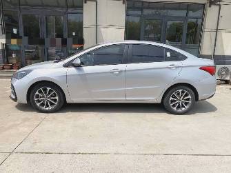 CHERY Arizzo 5 1.5 CVT