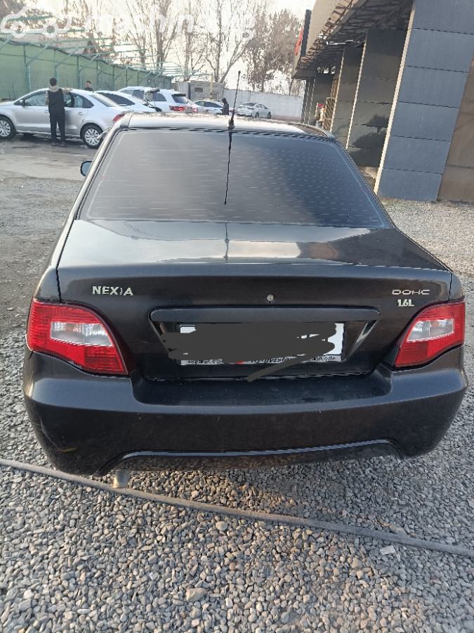 Открыть фото Daewoo Nexia I Рестайлинг 1.6 MT