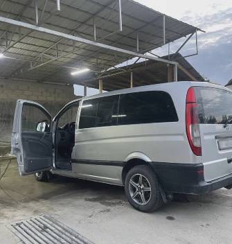 Mercedes-Benz Vito II (W639) 111 CDI L3 2.2d MT