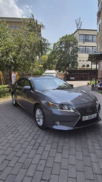 Lexus ES VI 300h 2.5hyb CVT
