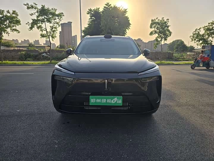 Wey Lanshan (Blue Mountain) Wey Lanshan (Blue Mountain) 1.5hyb AT 4WD
