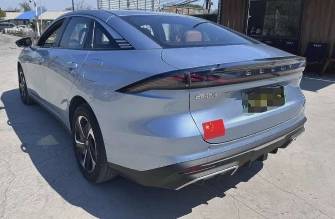 Geely Galaxy L6 125 km 1.5hyb AT