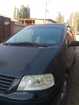 Volkswagen Sharan I Рестайлинг 2.0 AT