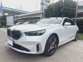 BMW i5 eDrive35L Electro AT