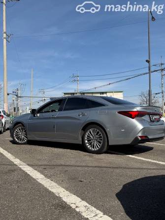Toyota Avalon V 2.5hyb CVT