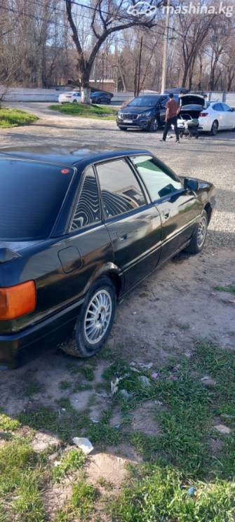 Audi 80 IV (B3) 1.8 MT