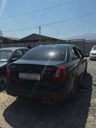 Chevrolet Lacetti 1.6 MT
