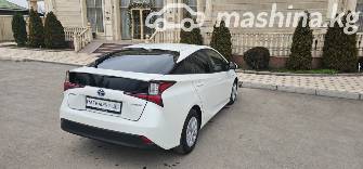 Toyota Prius IV Рестайлинг (XW50) 1.8hyb AT