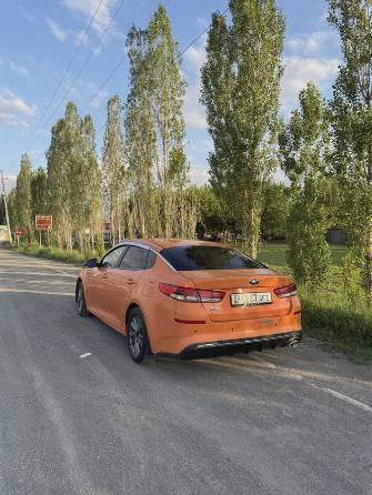Kia K5 II 2.0 AT