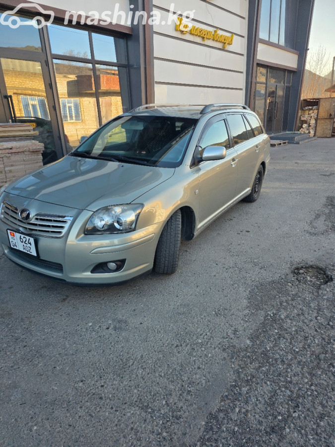 Toyota Avensis II 1.8 MT