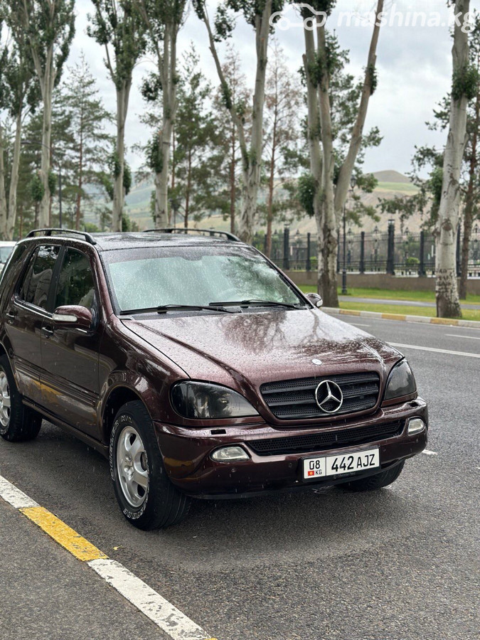 Mercedes-Benz M-Класс I (W163) Рестайлинг 320 3.2 AT 4WD