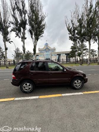 Mercedes-Benz M-Класс I (W163) Рестайлинг 320 3.2 AT 4WD