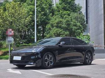 Lynk & Co Z10 95 kWh Electro AT