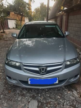 Honda Accord VII Рестайлинг 2.0 AT