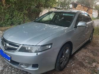 Honda Accord VII Рестайлинг 2.0 AT