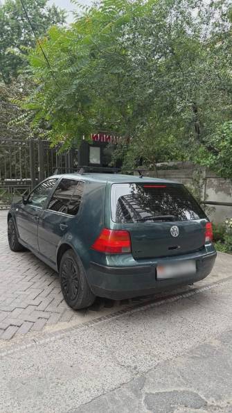 Volkswagen Golf IV 1.6 MT