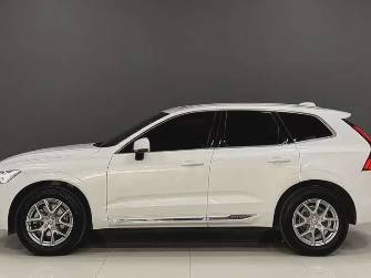 Volvo XC60 II 2.0 AT