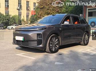 LiXiang L6 1.5hyb AT 4WD