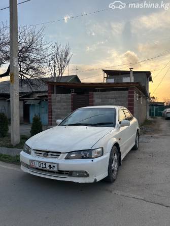 Honda Accord VI 2.0 AT