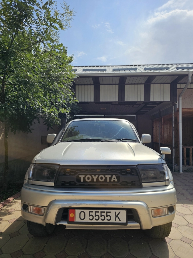 Toyota Hilux Surf III Рестайлинг 2.7 AT 4WD