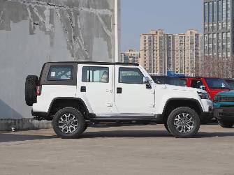 BAIC BJ40 I Рестайлинг 2.0 AT 4WD