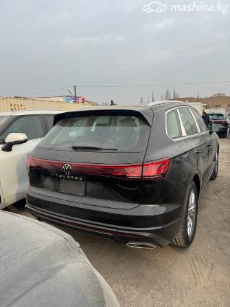 Volkswagen Touareg III Рестайлинг 2.0 AT 4WD