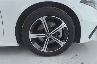 Mercedes-Benz A-Класс IV (W177) 180 Long 1.3 AMT