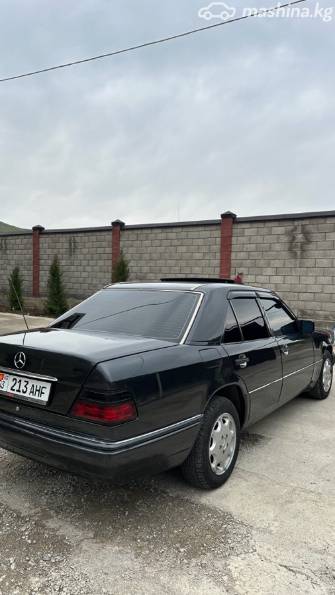 Mercedes-Benz W124 220 2.2 MT