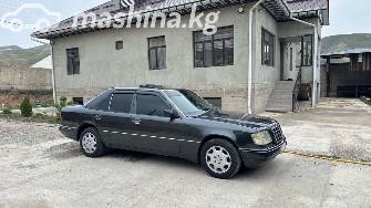Mercedes-Benz W124 220 2.2 MT