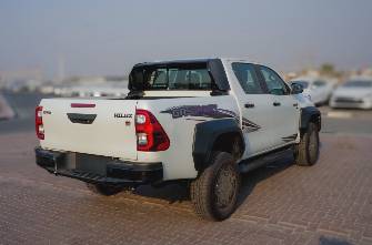 Toyota Hilux VIII Рестайлинг 4.0 AT 4WD
