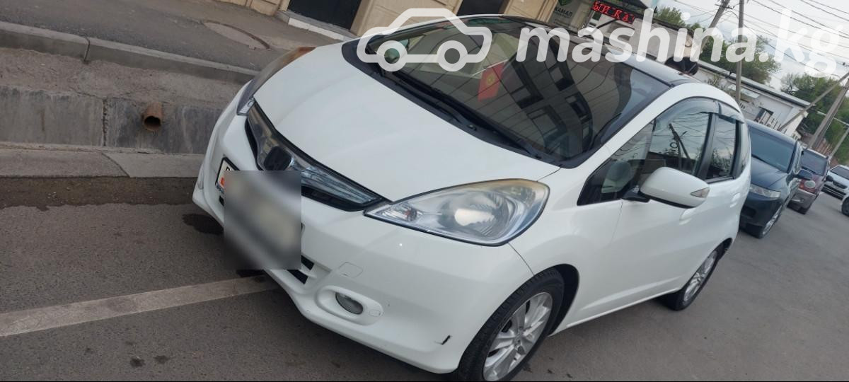 Honda Jazz II Рестайлинг 1.3hyb CVT