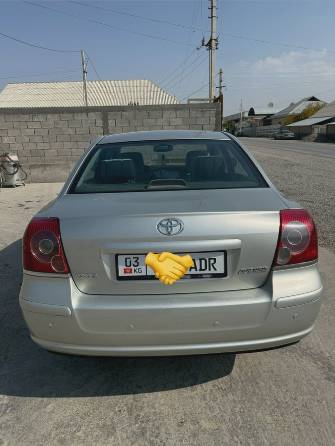 Toyota Avensis II Рестайлинг 2.0 AT