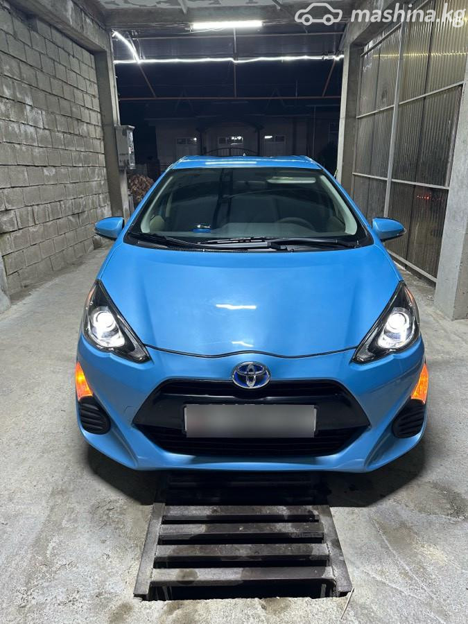 Toyota Prius c I Рестайлинг 1.5hyb CVT