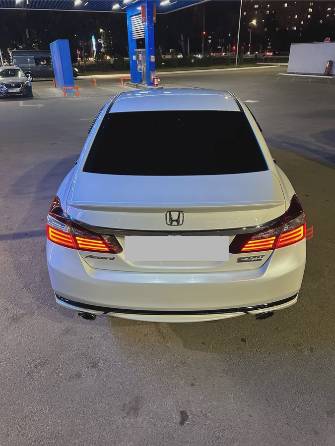 Honda Accord IX Рестайлинг 2.4 CVT