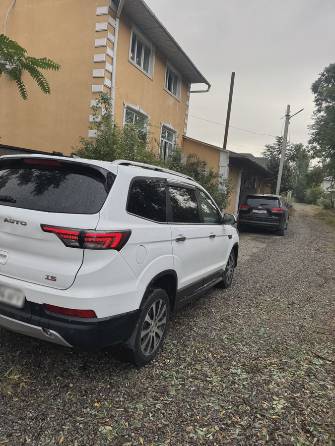 Dongfeng iX7 2.0 AT